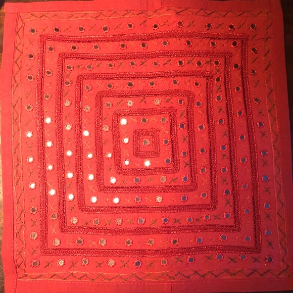 New Dark Red Embroidered Covers (Set of 2) ♥️ - Picture 4 of 11